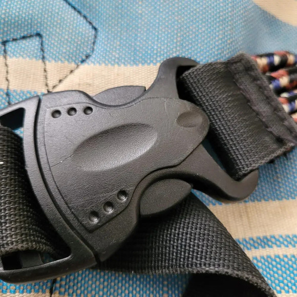 Kavu Women Interwoven Rope Bag Sling Pack Prism Stripe Blue White Zip Pocket - Picture 3 of 9